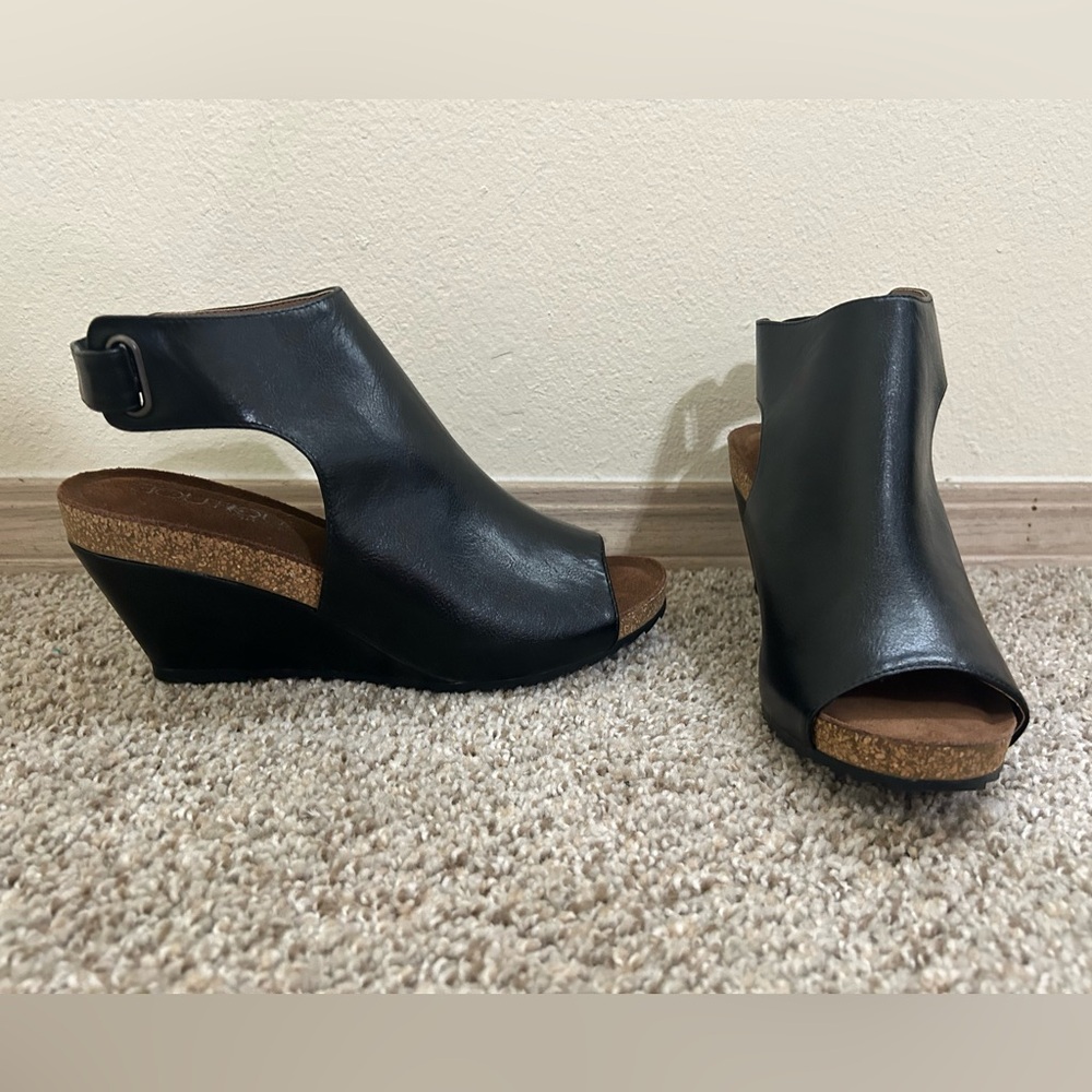 Boutique by Corkys Calypso Black Cork Wedge Heel Size 10 Women's Ankle Velcro